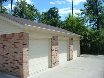 Garages available for rent