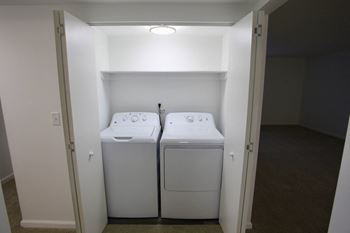 Full size washer & dryer included