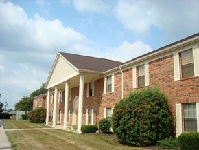 Indianapolis apartment for rent - Windsor Court Brick Exterior
