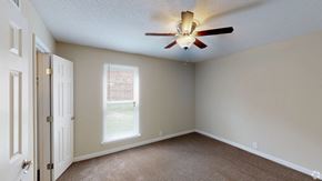 Terrytown apartment for rent - Oak Alley Apartments - Cypress Communities