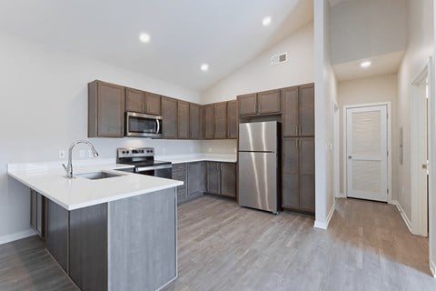 Floor plan for 1 bed, 1 bath, 620 sqft