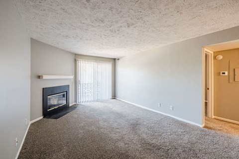Floor plan for 1 bed, 1 bath, 750 sqft