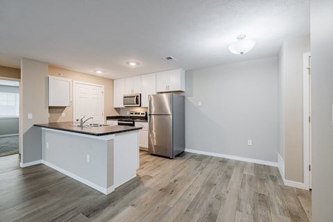 Floor plan for 3 beds, 2 baths, 1290 sqft