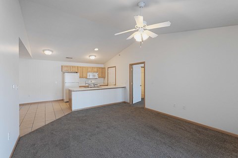Floor plan for 2 beds, 2 baths, 950 sqft