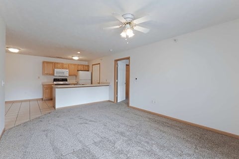 Floor plan for 2 beds, 2 baths, 1090 sqft