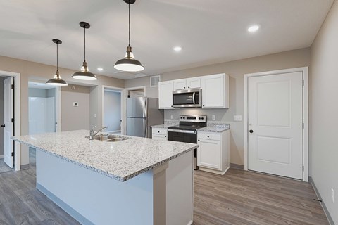 Floor plan for 2 beds, 1 bath, 768 sqft