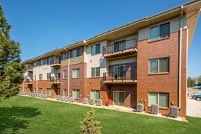 Lincoln apartment for rent - Timberline Building Exteriors