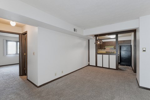 Floor plan for 1 bed, 1 bath, 644 sqft