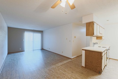 Floor plan for 2 beds, 1.8 baths, 858 sqft
