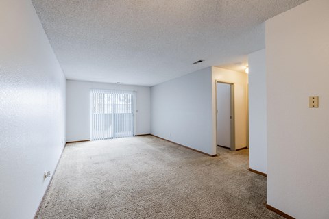 Floor plan for 1 bed, 1 bath, 594 sqft