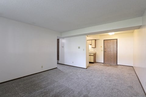 Floor plan for 2 beds, 1 bath, 768 sqft