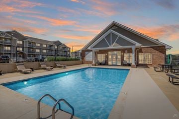 Lincoln apartment for rent - Mystic Pines Apartments