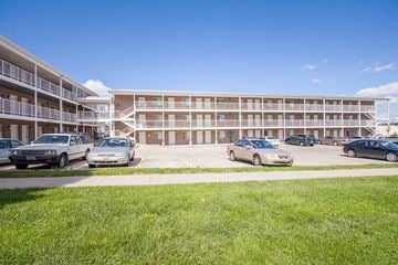Lincoln apartment for rent - Campus Edge Apartments