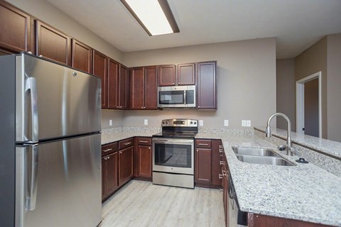 Floor plan for 1 bed, 1 bath, 858 sqft