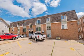 Lincoln apartment for rent - 1126 F Parking Lot