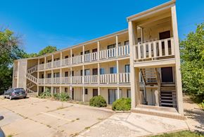 Lincoln apartment for rent - 2312 R St