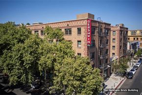 Hollywood apartment for rent - Beautiful brick exterior