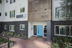 West Hollywood apartment for rent - Exterior front entrance