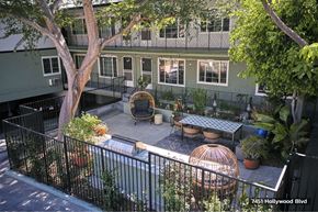 Los Angeles apartment for rent - Beautiful green outdoor lounge space with seating and BBQ