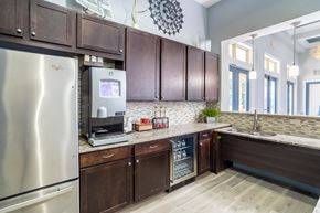 League City apartment for rent - Kitchen with Refrigerator at Avenues at Tuscan Lakes, Texas