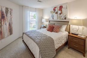 North Olmsted apartment for rent - Spacious Bedrooms at Butternut Ridge Apartments, North Olmsted, 44070