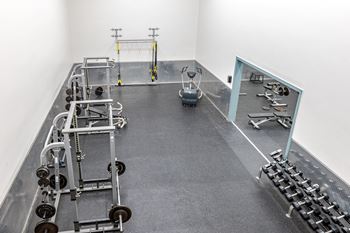 Free weight room - springfield's largest