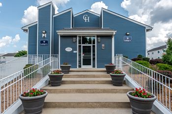Clubhouse with lounge