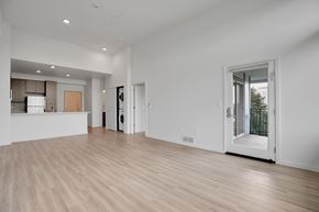 Tigard apartment for rent - The 72nd Apartments | Living Area
