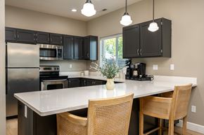 Kennewick apartment for rent - Center Pointe | Clubhouse