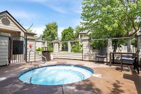 Eugene apartment for rent - Boulders on the River | Hot Tub