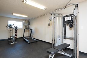 Milwaukie apartment for rent - Oak Grove Fitness Center