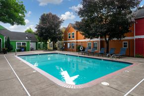 Salem apartment for rent - our apartments offer a swimming pool