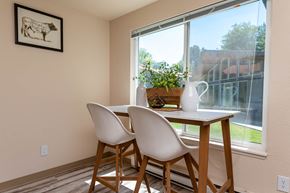 Kennewick apartment for rent - Model Dining Area