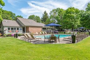 Corvallis apartment for rent - Witham Hill Oaks | Pool