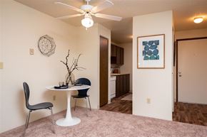 Tigard apartment for rent - St James on Hall | Dining Space