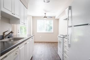 Clackamas apartment for rent - The Crossings| Kitchen with White Cabinets