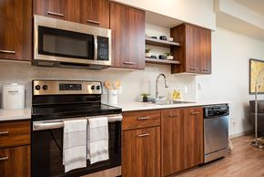 Hillsboro apartment for rent - Windsor at Amberglen Apartments | Kitchen