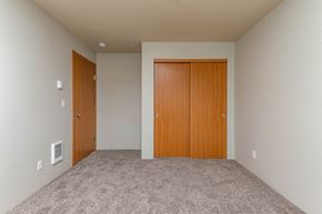 Battle Ground apartment for rent - Bedroom entrance and closet