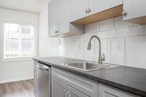 Portland apartment for rent - Clinton Court| Kitchen
