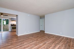 Portland apartment for rent - The Hideaway | Spacious Living and Dining Room