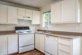 Portland apartment for rent - Brittany Square | Kitchen
