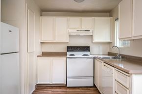 Portland apartment for rent - Brittany Square | Kitchen