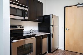 Portland apartment for rent - Pearl Studios | Kitchen