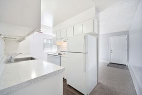 Sacramento apartment for rent - The Canopy | Kitchen