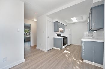 Townhomes at 201 | kitchen