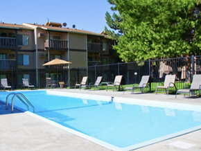 Kennewick apartment for rent - Arlo on 10th | Outdoor Pool