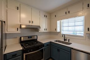 College Park apartment for rent - Kitchen