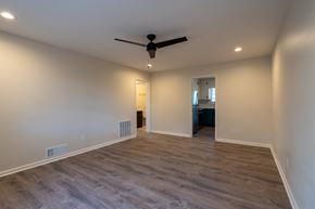 College Park apartment for rent - Living Room
