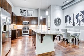 Houston apartment for rent - Caroline Post Oak Kitchen and Dinning | Houston, TX Apartments | Apartments near the Galleria