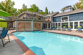 Seattle apartment for rent - the swimming pool at our apartments